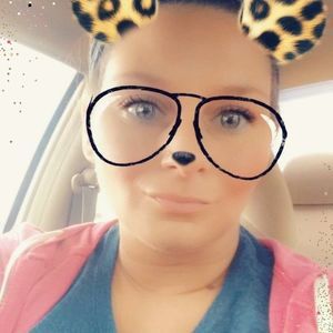 Meet your Posher, Catherine